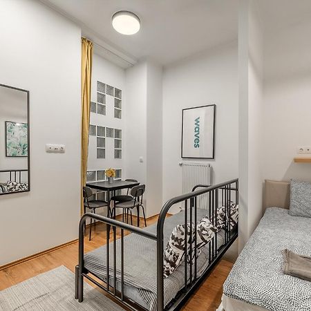 Downtown Budapest Hegedus 8 Luaran gambar