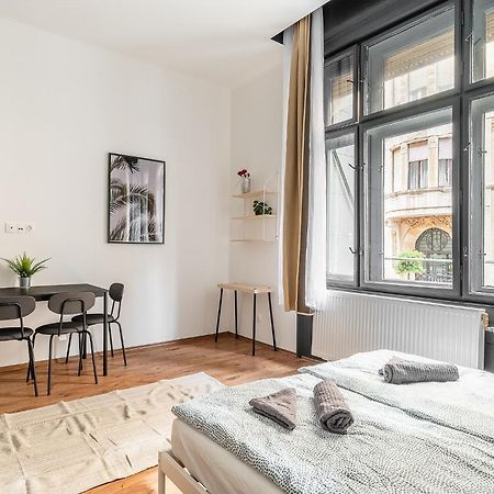 Downtown Budapest Hegedus 8 Luaran gambar